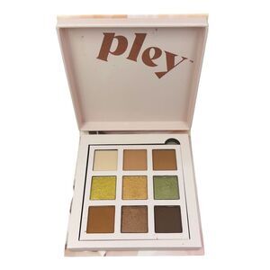 Pley Beauty Pleyer Eyeshadow Palette - Nudie - 9 x 1.5g / 0.05 oz